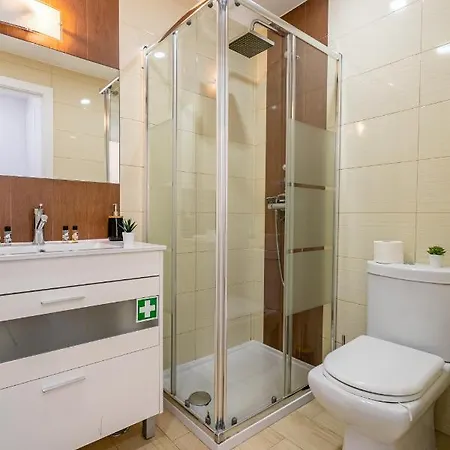 House Black & White Apartment Lissabon